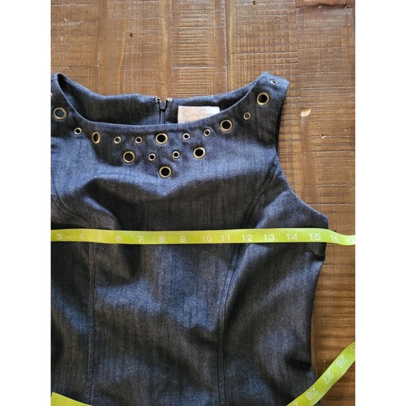 Jessica Simpson Size 4 Denim Blue Dress Eyelet Bodycon Stretch Knee Length - Picture 4 of 8